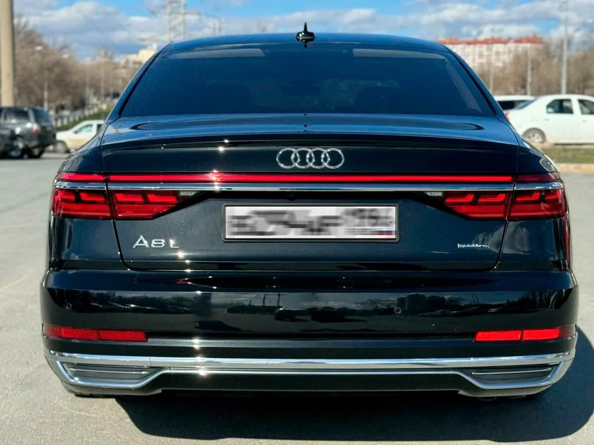 Audi A8 в аренду